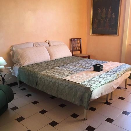 Casa Vacanze Gilli Hotel Cagliari Buitenkant foto