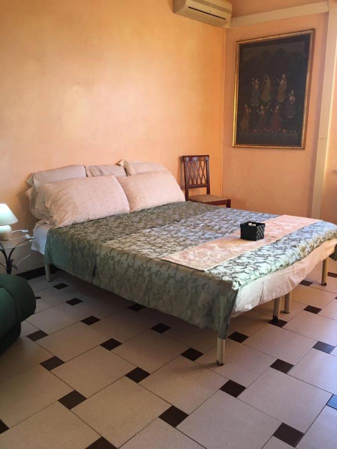Casa Vacanze Gilli Hotel Cagliari Buitenkant foto