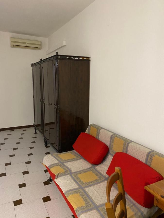 Casa Vacanze Gilli Hotel Cagliari Buitenkant foto