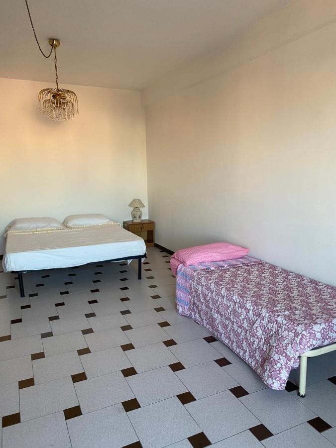 Casa Vacanze Gilli Hotel Cagliari Buitenkant foto